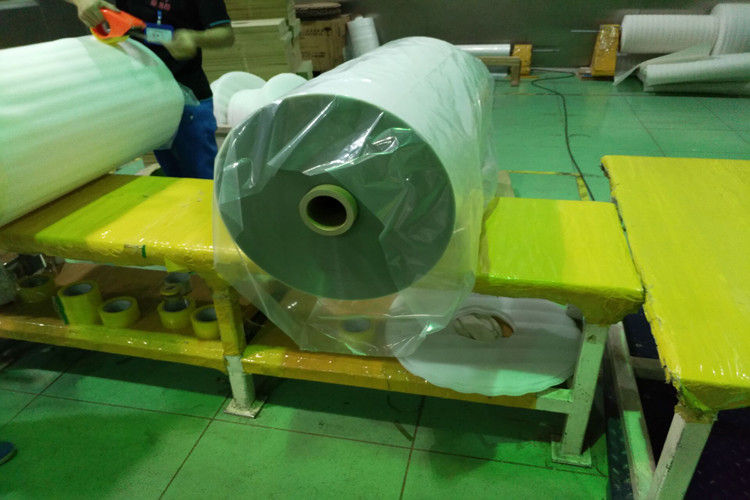 78% Shrinkage 40MIC Clear PET Plastic Shrink Film For Shrink Sleeve Labels Material