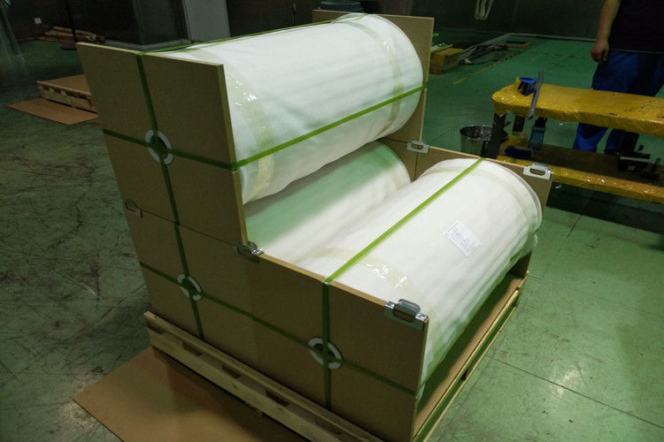 78% Shrinkage 40MIC Clear PET Plastic Shrink Film For Shrink Sleeve Labels Material