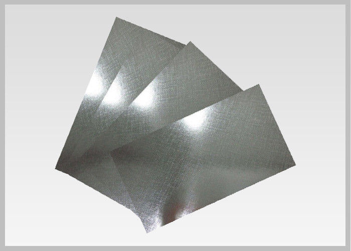 China Metallized Paper in 69gsm Vacuum Metallized Bottle Label Paper High Wet Strength Heat Transfer Paperboard